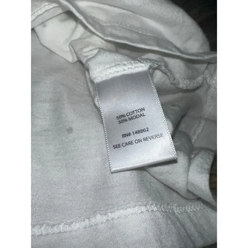 Torrid women’s white tee - Picture 9 of 12